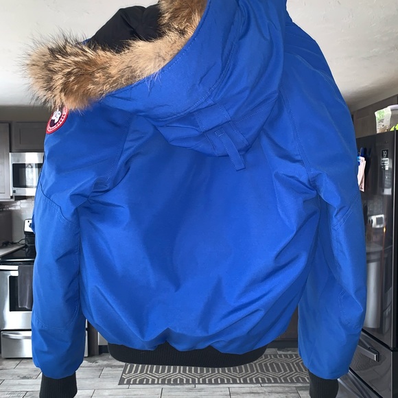 Canada Goose Jacket - Picture 4 of 9